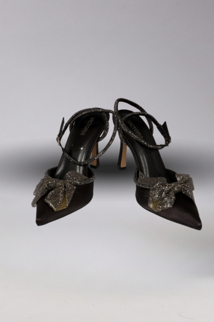 Taşlı Kurdeleli Sivri Burun Gece Ayakkabısı