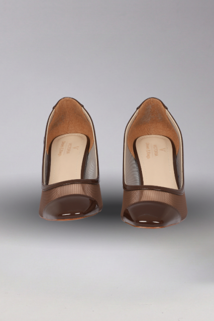 Transparan Fileli Siyah Rugan Küt Burun Ayakkabı